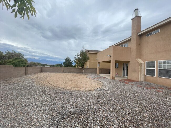 Building Photo - 5555 Mansfield Pl NW