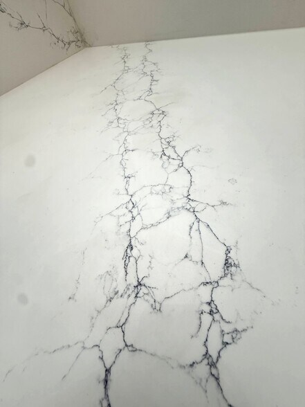 Building Photo - 1721 N Glenoaks Blvd