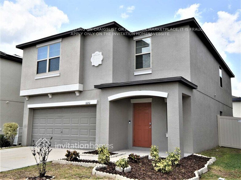 Building Photo - 10210 Cool Waterlily Ave