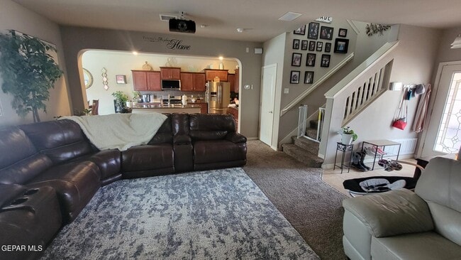 Building Photo - 3880 Loma Brisa Dr