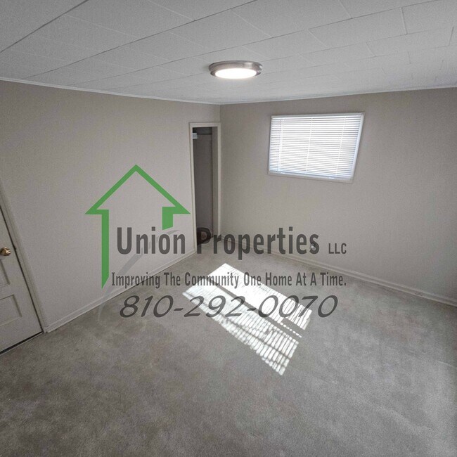 Building Photo - 2612 16th Ave