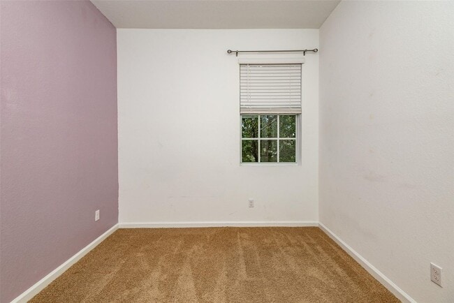 Building Photo - 1134 NW 40th Ter