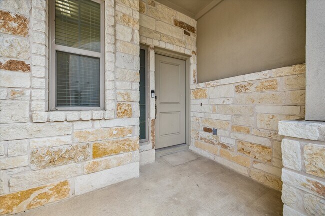 Building Photo - 13001 Hymeadow Dr
