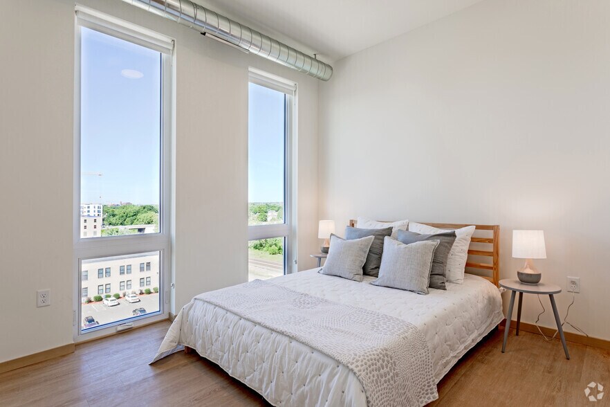 Gibson Apartments 703 NE Central Ave Minneapolis MN 55414 Apartment