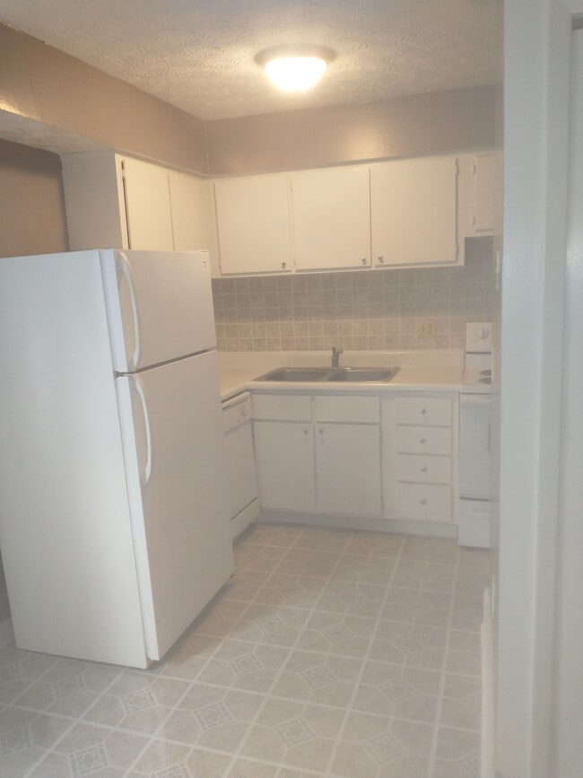 Building Photo - 3115 Francinelane Dr
