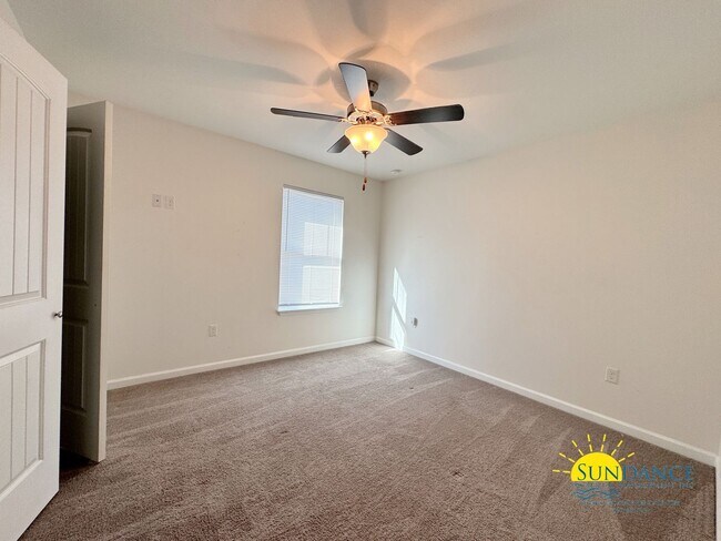 Building Photo - Stunning 4 Bedroom Home in Shiloh Place!