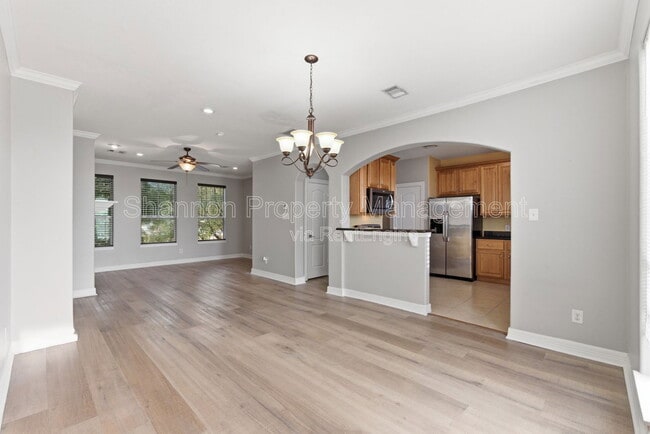 Building Photo - 408 Eichwurzel Ln