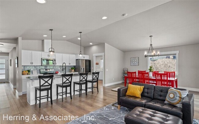 Building Photo - 3 br, 3 bath House - 3020 Riverview Lane