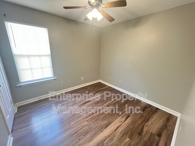 Building Photo - 1744 Camille Way