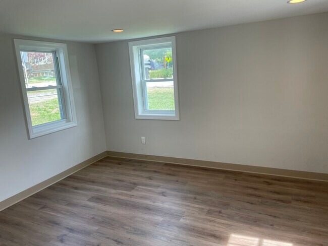 Living Room - 44 Cottage St