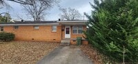Building Photo - APARTMENT 2BR / 1BA