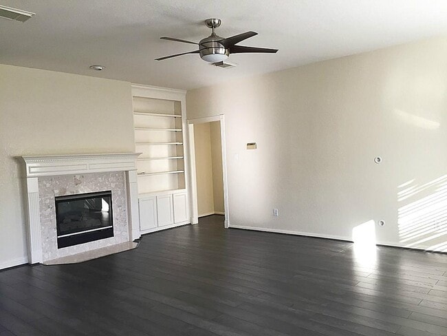Building Photo - 17503 Sunny Trail Ln