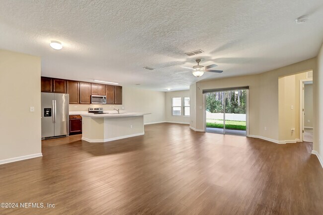 Building Photo - 11168 Watkins Ct