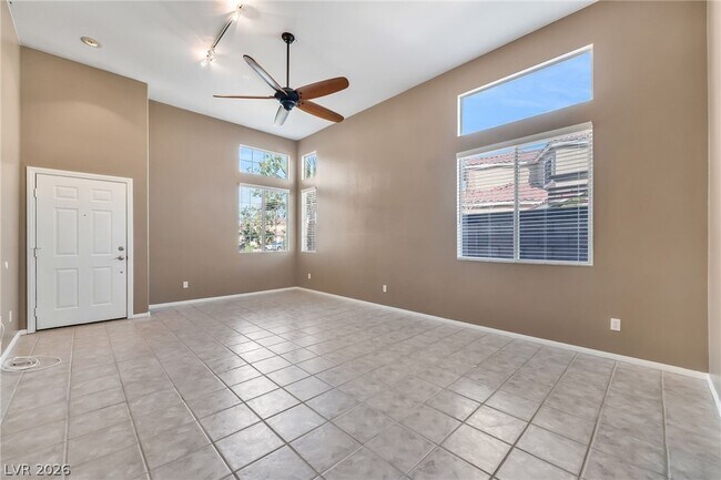 Building Photo - 9324 Heatwave St