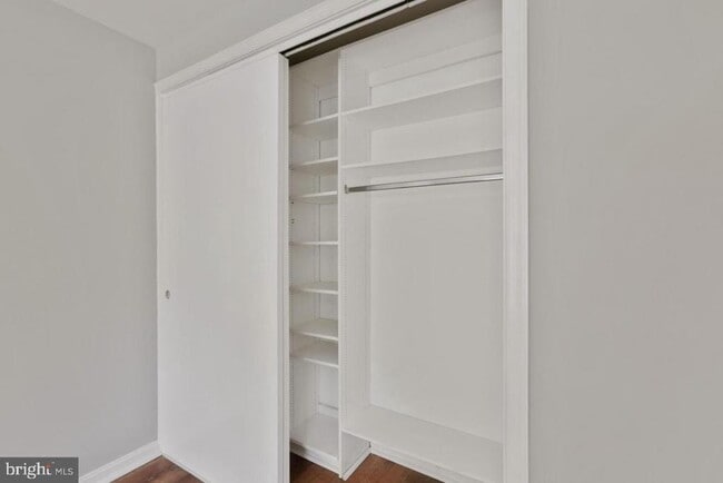 Building Photo - 2120 Whisperwood Glen Ln