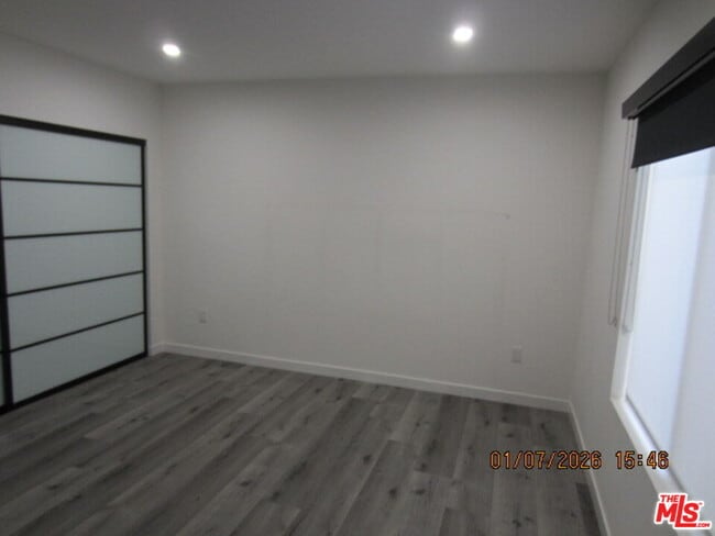 Building Photo - 14013 Bessemer St