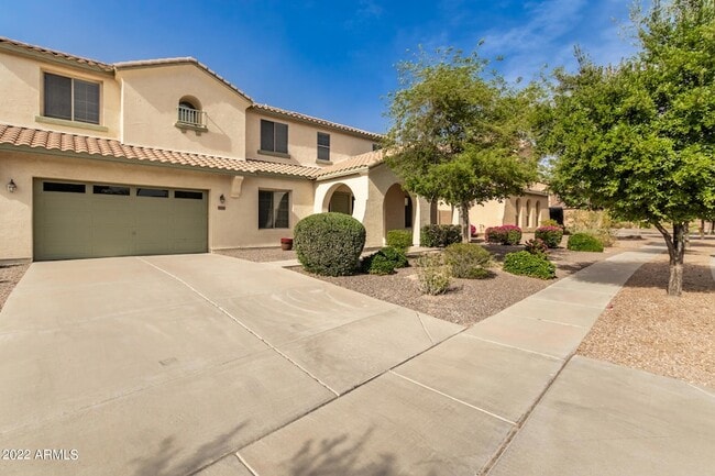 Building Photo - 3144 E Lynx Way