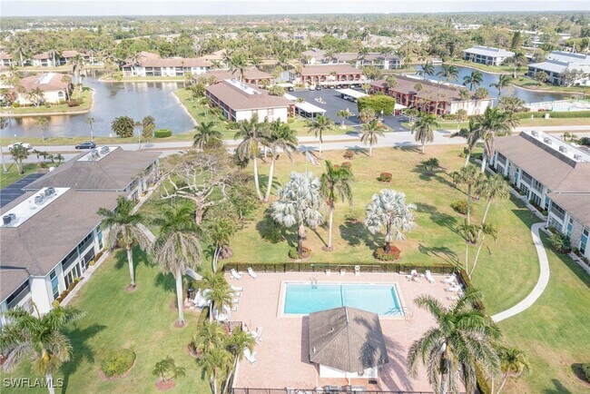 Building Photo - 325 Charlemagne Blvd