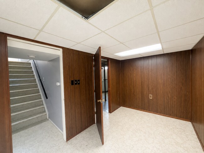 Building Photo - 31846 Regal Dr