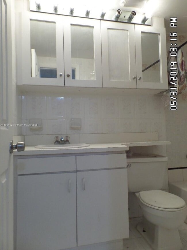 Building Photo - 3610 NW 21st St