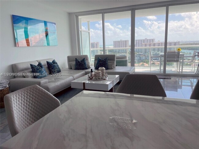 Building Photo - 400 Sunny Isles Blvd