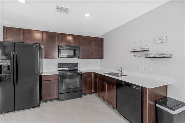 Building Photo - 8730 Texas Risinger Dr