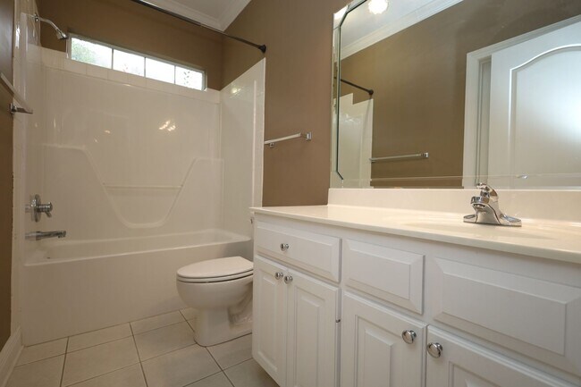 Building Photo - 3798 Bermuda Run Dr