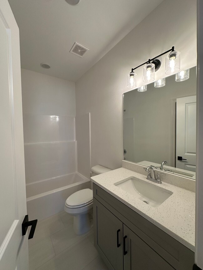 Building Photo - 1 Cottage Grove Dr