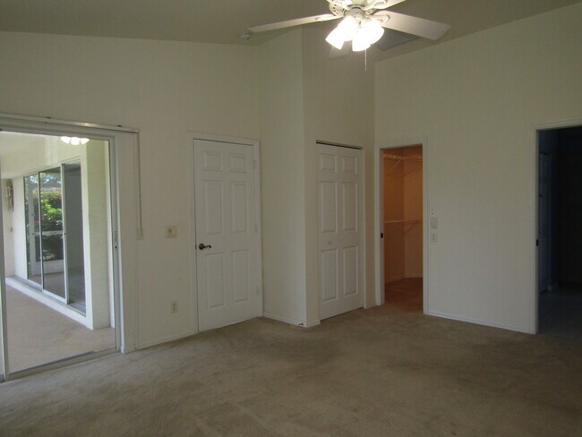 Building Photo - 198 Venice Palms Blvd
