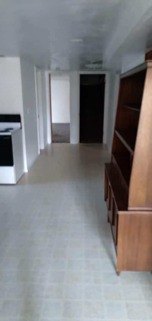 Building Photo - 2405 Sunset Dr