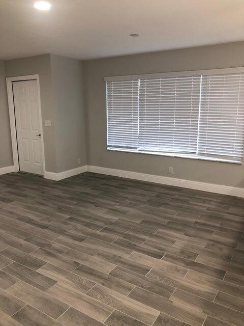 Building Photo - 11180 SW 17th Manor