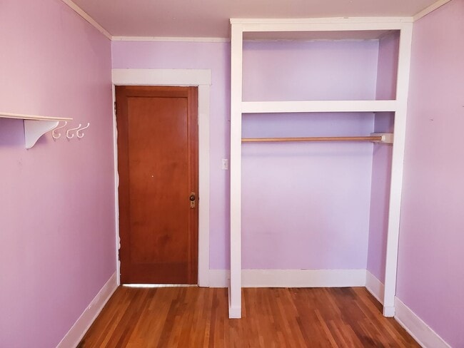 Building Photo - 2010 1st St