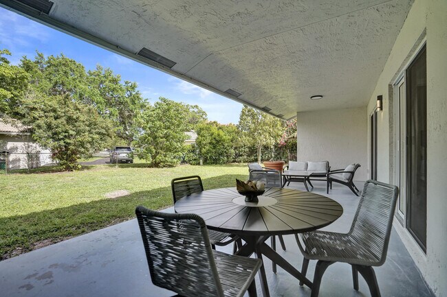 Building Photo - 2881 NW 98th Way