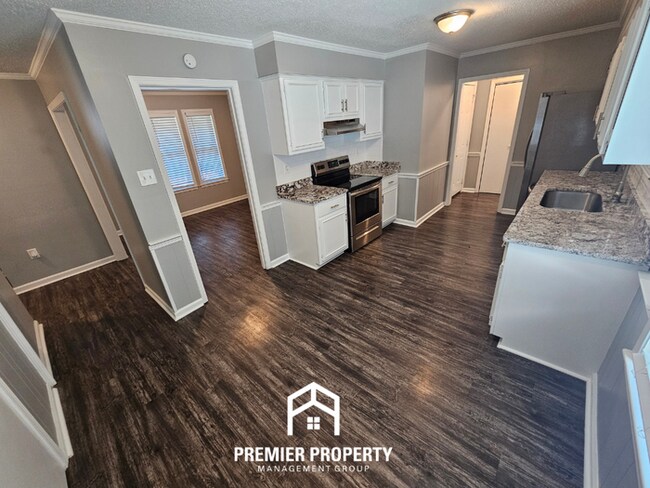 Building Photo - Luxury Germantown Living | 3BR/2BA in Poplar Estates | Houston High District