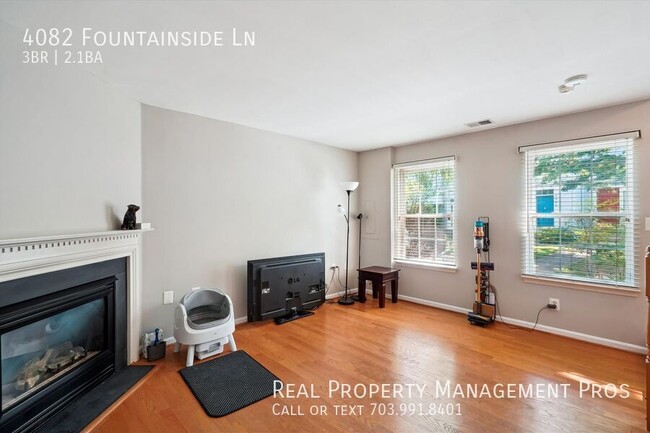 Building Photo - 4082 Fountainside Ln
