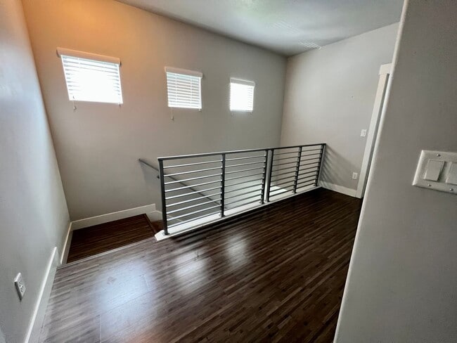 Building Photo - Beautiful Santorini Village Townhome Now A...