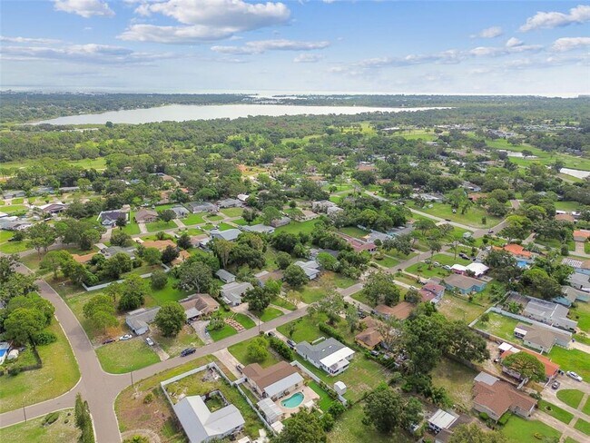 Building Photo - 2580 Granada Cir W