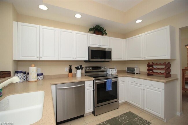 Building Photo - 3425 Grand Cypress Dr