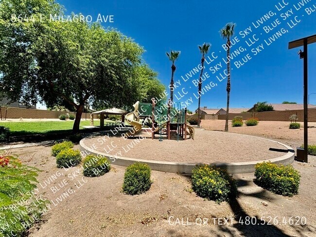 Building Photo - 8644 E Milagro Ave
