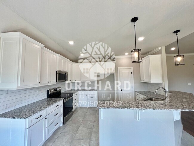 Building Photo - Tontitown- Single Family Home- Beautiful Wellington Plan- 9 Month Lease
