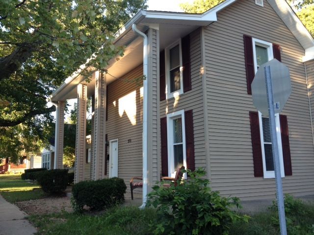 Building Photo - 231 Avon Ave