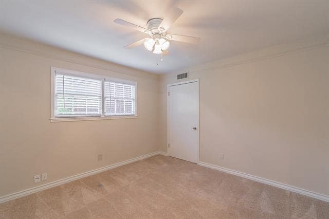 Building Photo - 3215 Spanish Oak Dr