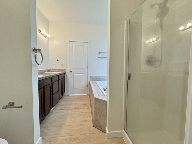 Building Photo - 1729 Cyrene Dr NW
