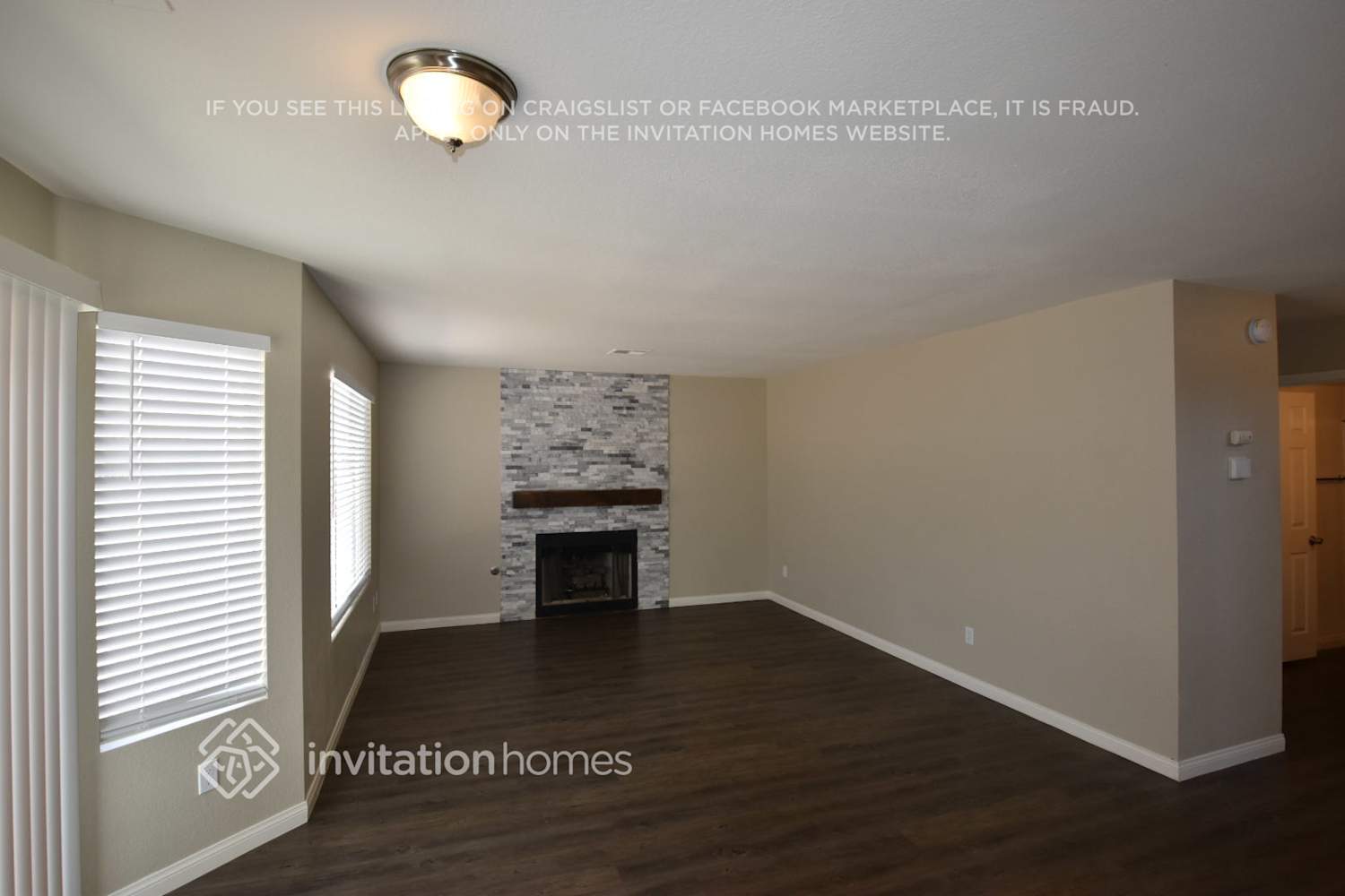 Building Photo - 6440 Silver Dawn Ln