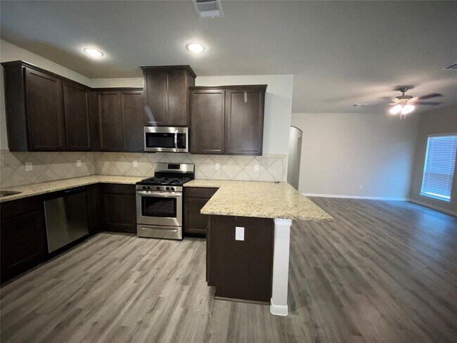 Building Photo - 21807 Barred Owl Dr