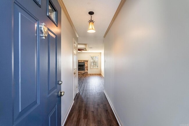 Building Photo - 12270 Maryland Pl