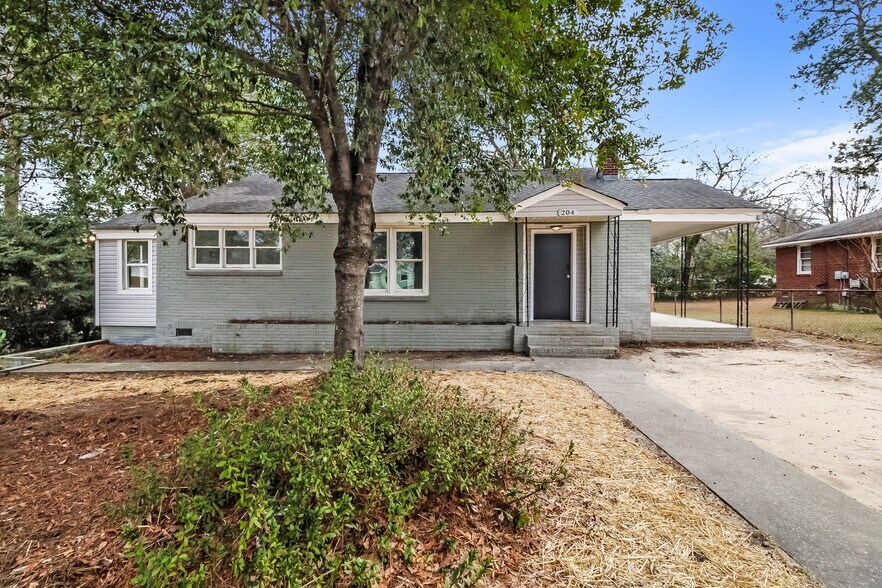 Building Photo - 204 Bertha Ave