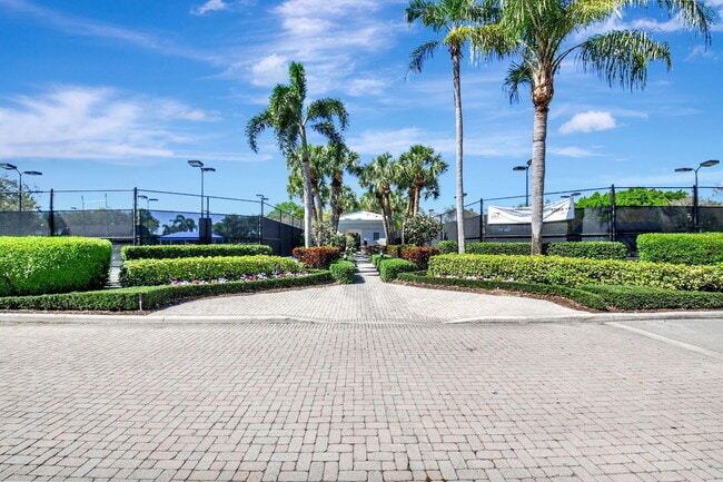 Building Photo - 11287 Vivero Ave