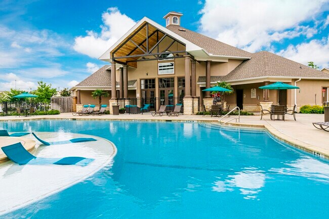 Building Photo - 3223 Spring Cypress Rd