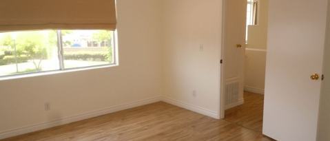 Building Photo - 10976 Ivy Hill Dr